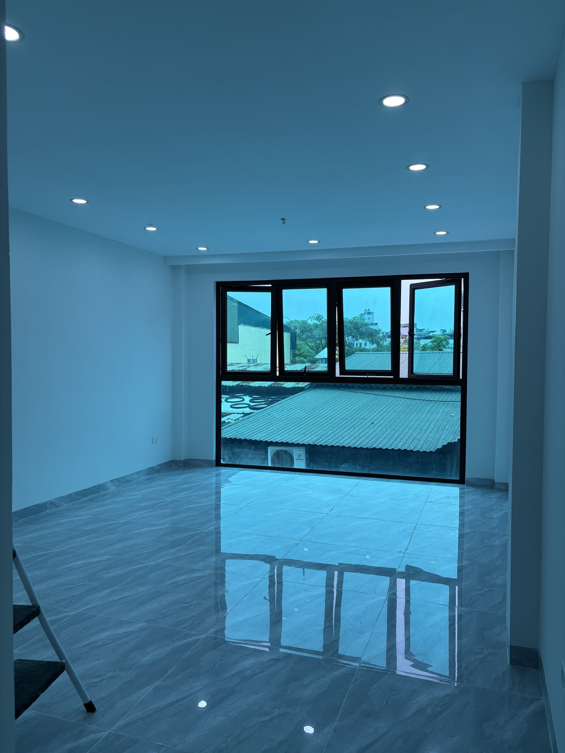 z6702648364982_61296ce22848587b6615d57c8461dd8a