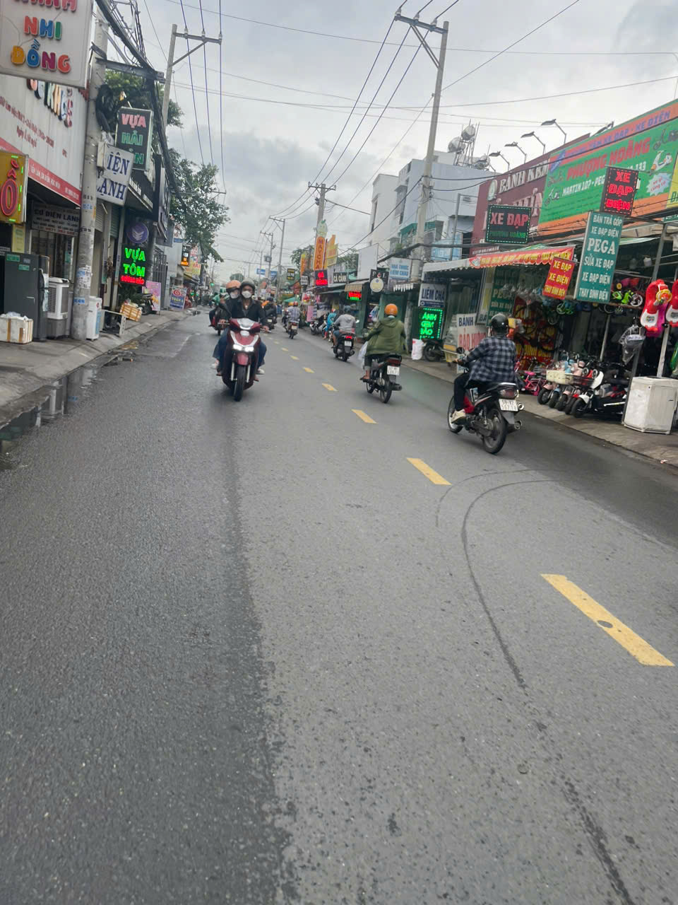 z6703674275213_f9b6994713562bfad5a49e8546fdfd9c