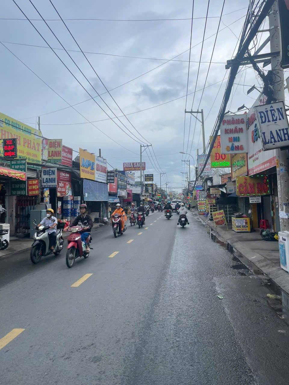 z6703674331376_088a2e590f5674685b478ed5b5b0177e