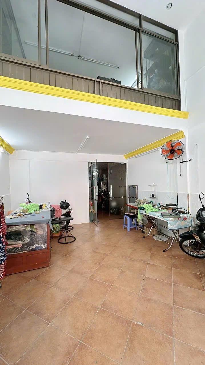 z6707191762855_1fd42912d58a456b551fc7ff26d5a8b7