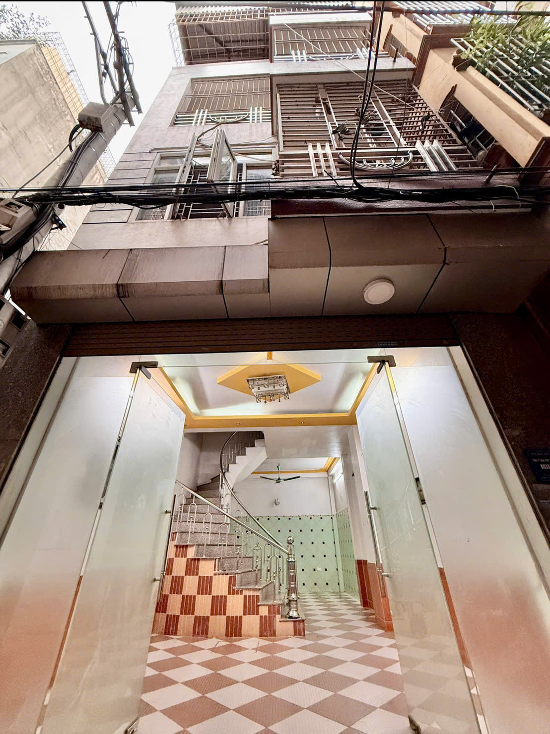 z6710402682568_695056a64569bcea32e50821d66fb37a