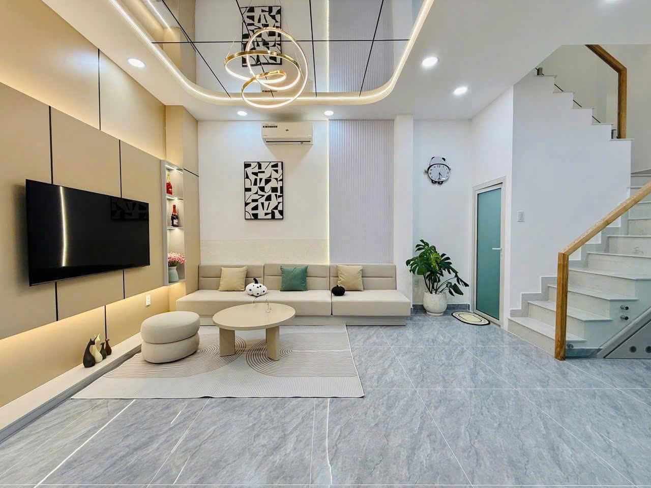 z6713250200140_96d2ba111cb99e12a2958b89ddd24ca3