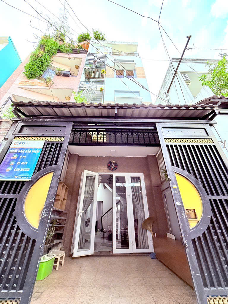 z6713661210069_89425662679d8ae45ffe4cb9a78846d8