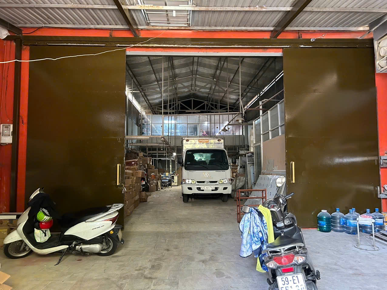 z6716857170106_167e41e422c2a10471874ba85bd82501