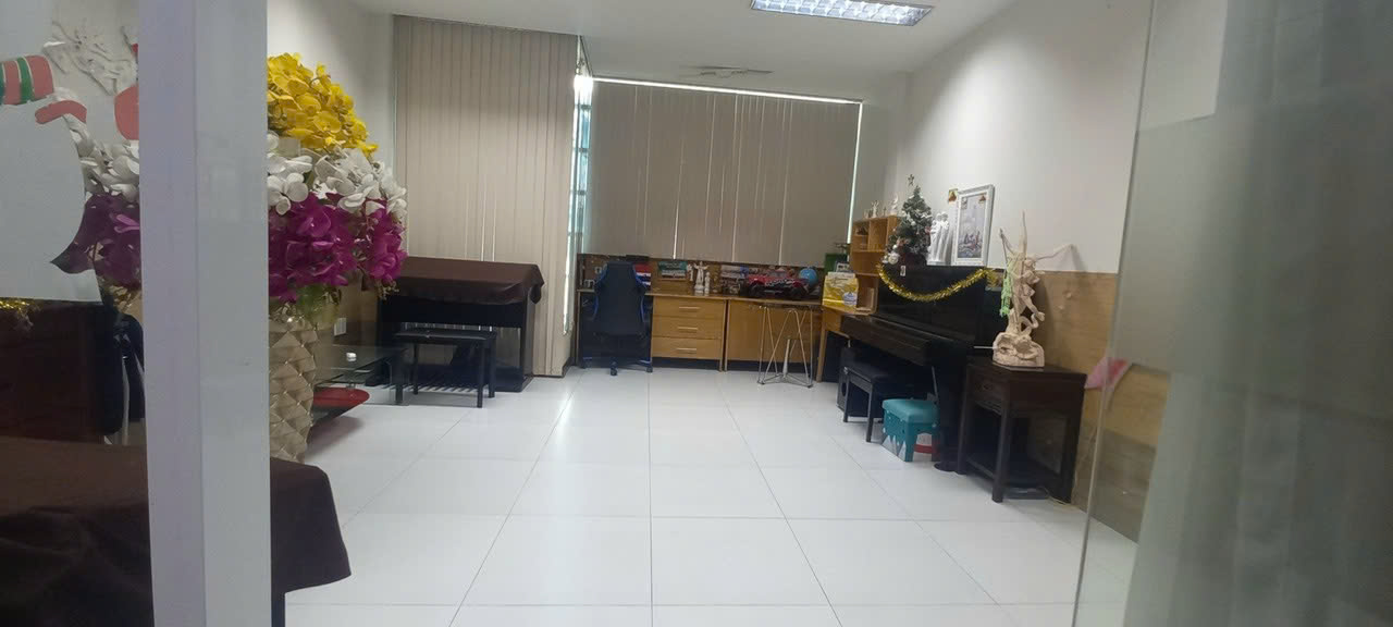 z6717005868120_1c6a11d35489029393240a7e87c5fdd5