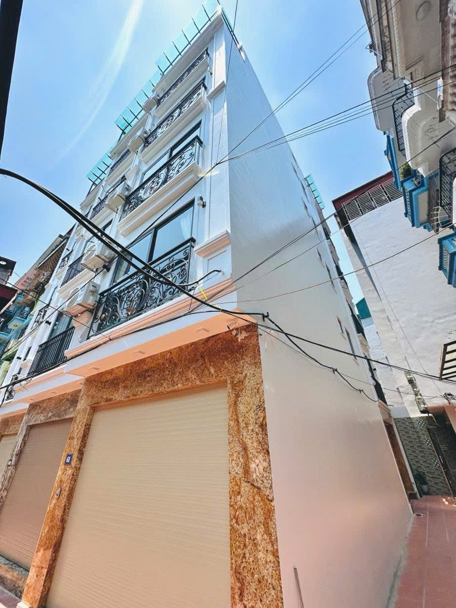 z6718281890831_e8ac6d50b0769792ca09bddff97d1926