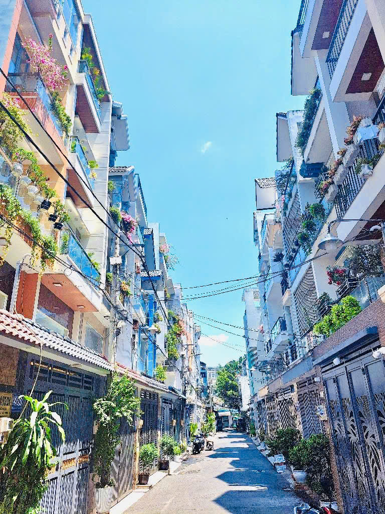 z6720927468912_658a4928e7547b6e523680bfdf05f72d