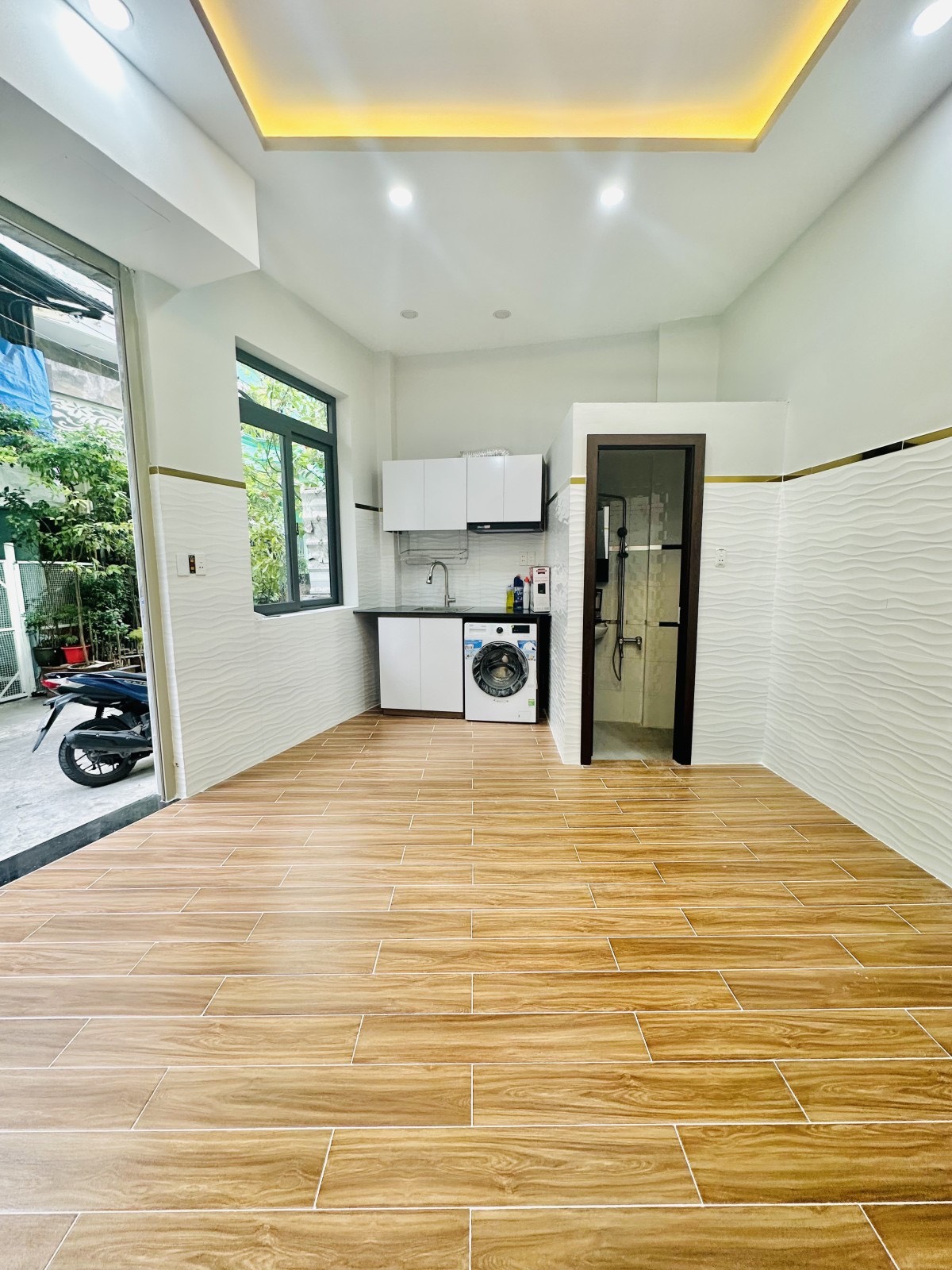 z6721728406454_17867bffa25f7a358c716a3f6ed7491e