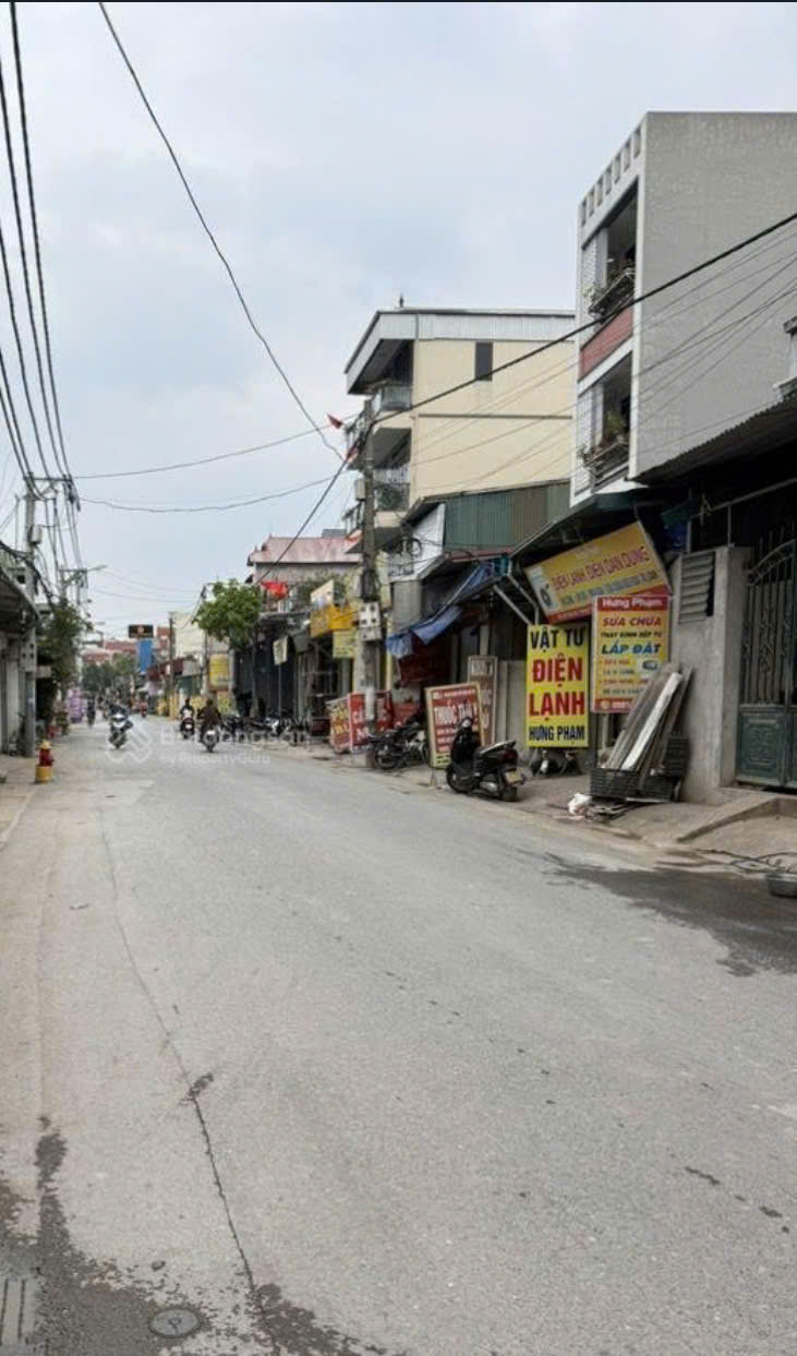 z6723651772246_9ab12fc7f8f424a13f401747421e328f