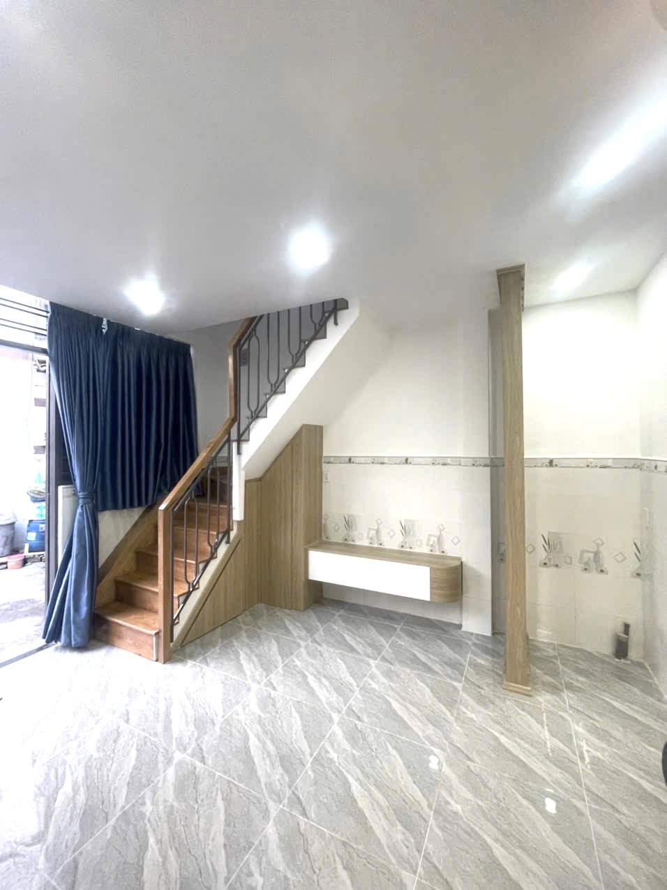 z6724671854575_dd85ed936bc091b17dad7219718083f0