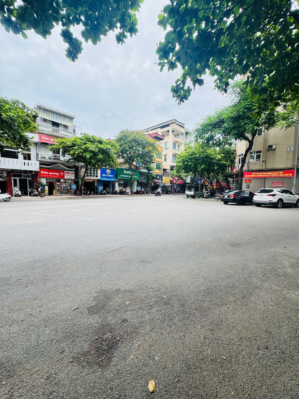 z6724986946802_120aea9411549204877f1f014c5bb078