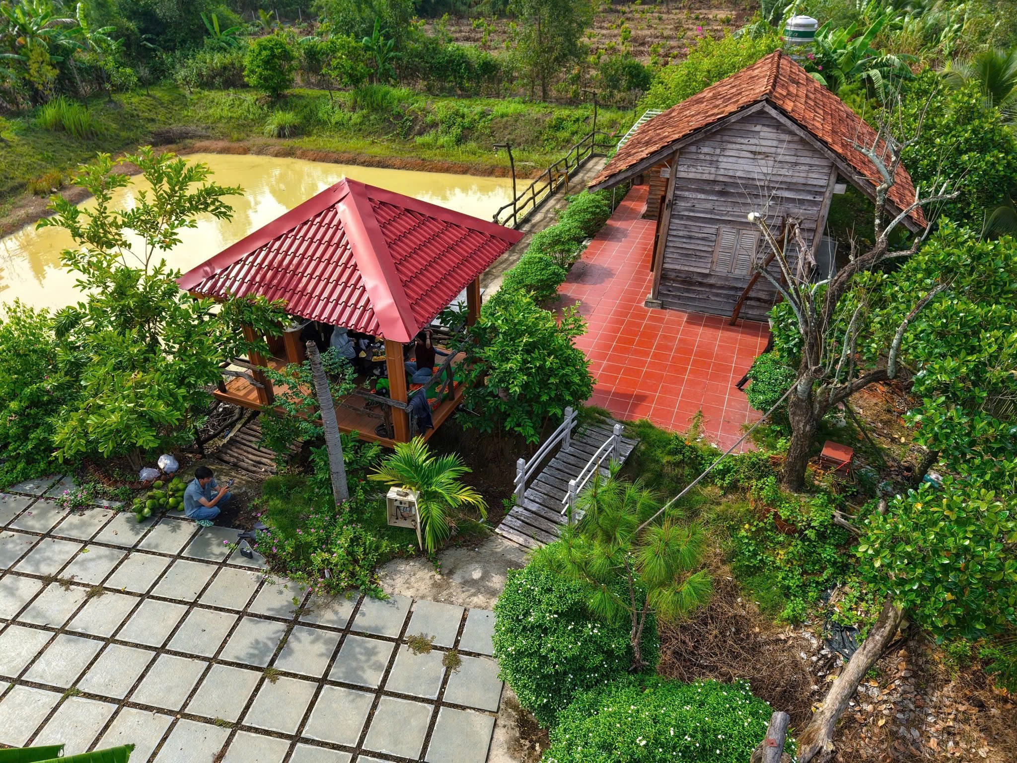 z6727069488355_06877c06e0537e0d74bd0c819509906b