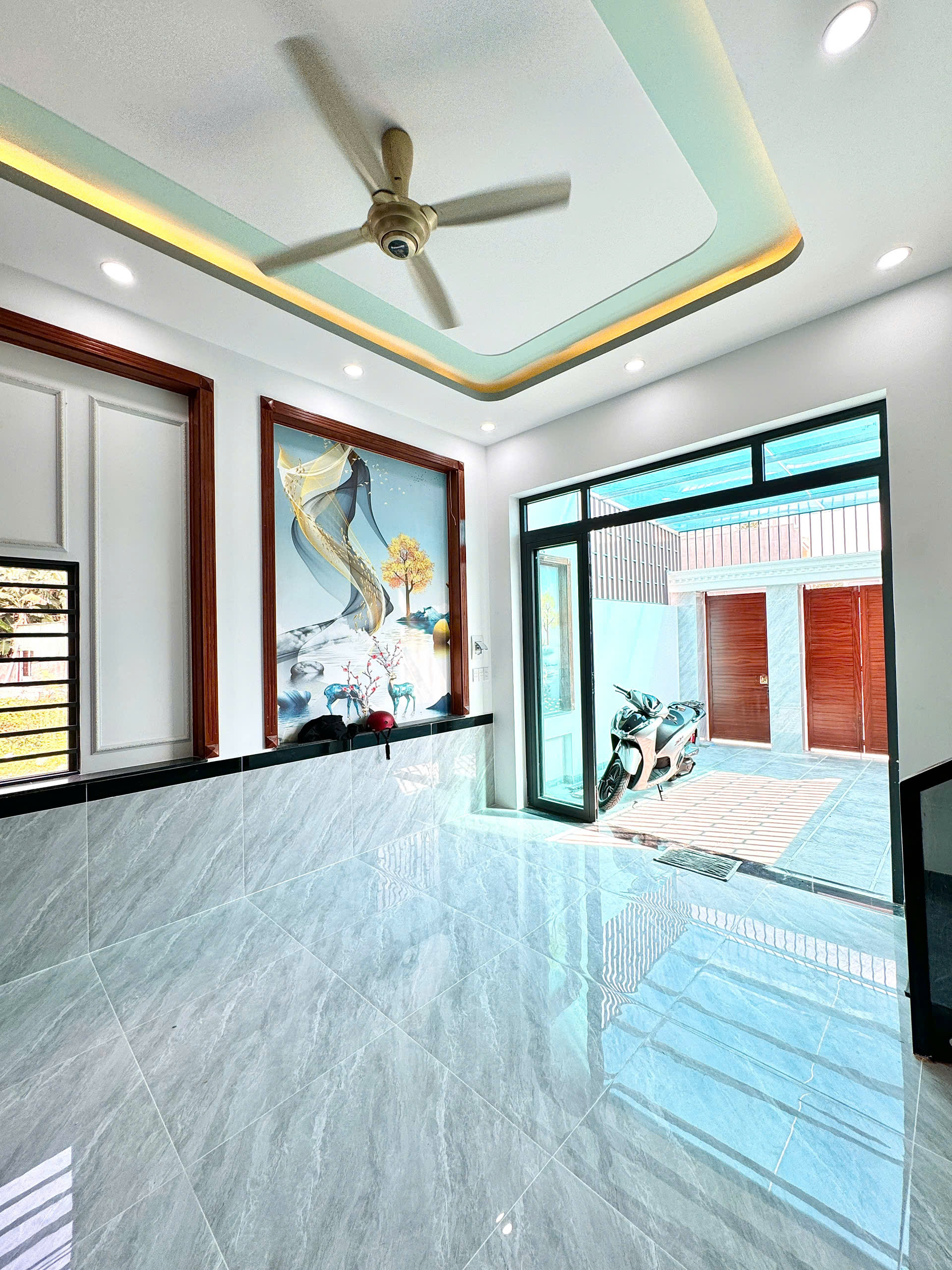 z6727563532366_21572c3bf7e3a3fdfe33254d109509ed