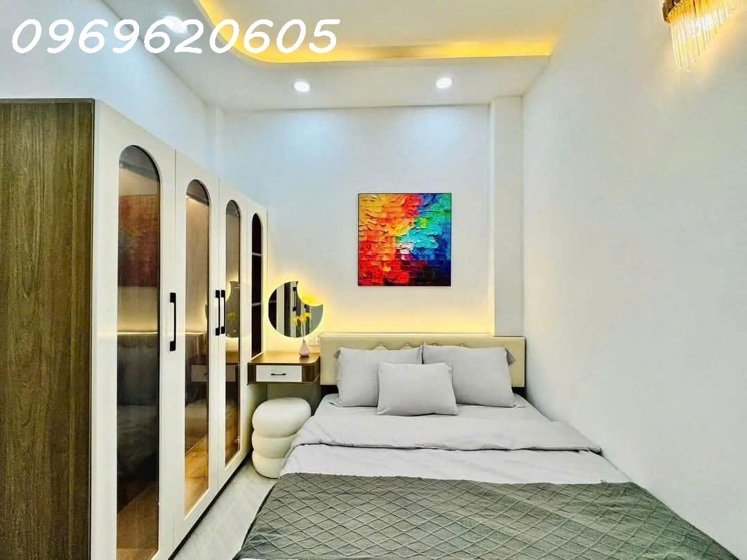 z6735992826818_32a054c2a82ee5f3f4a29be7a66c2a2d