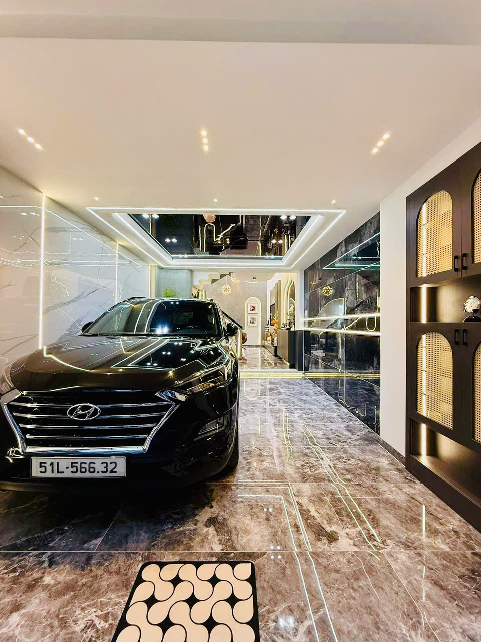 z6736127709735_0a8a6ddcea262dba77e27f642a236b01