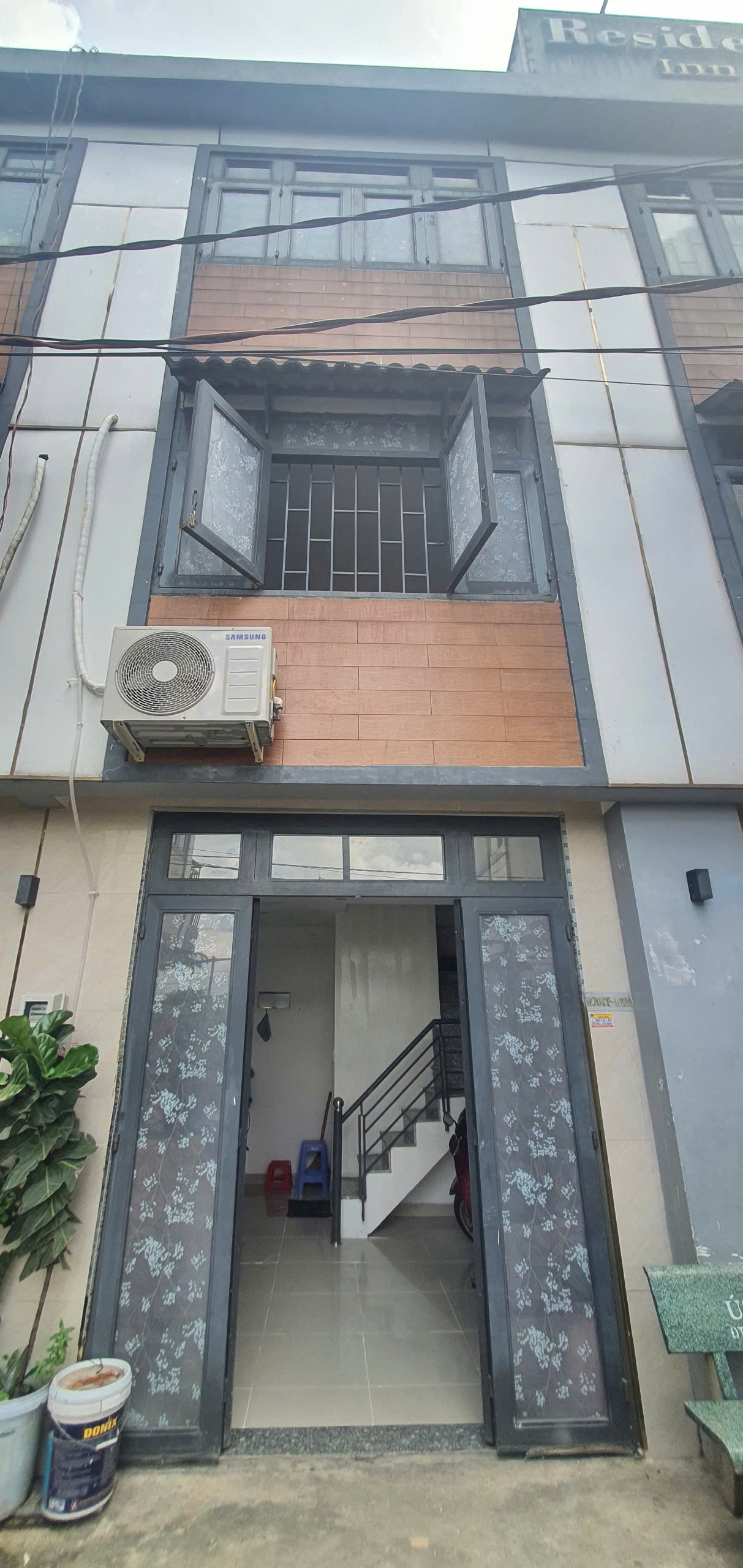 z6739917139261_84bddf1a83809f9c5257b1d46c12b519