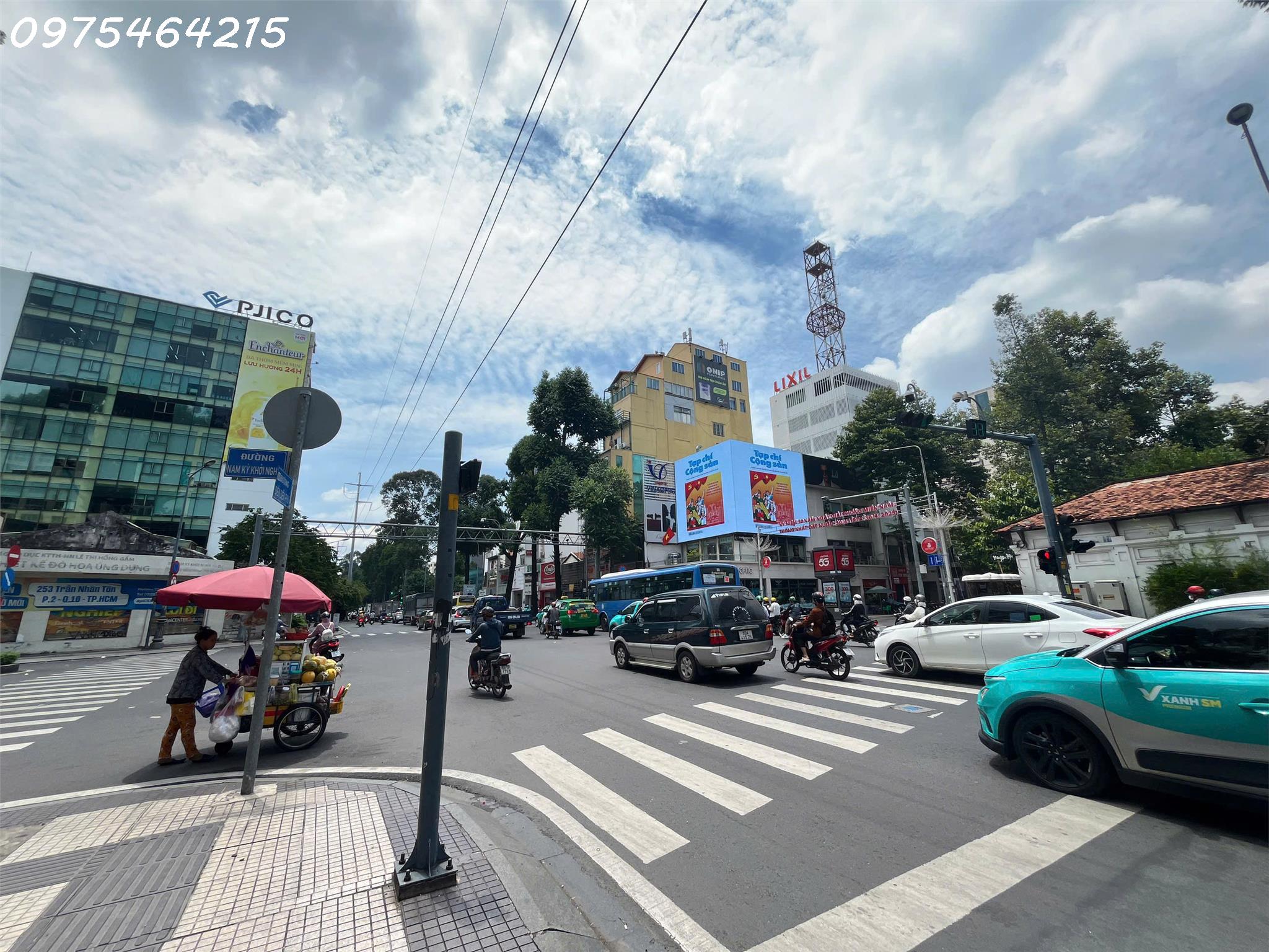 z6741883735517_99fa5b23c14e6df310ca14aa04a1802a