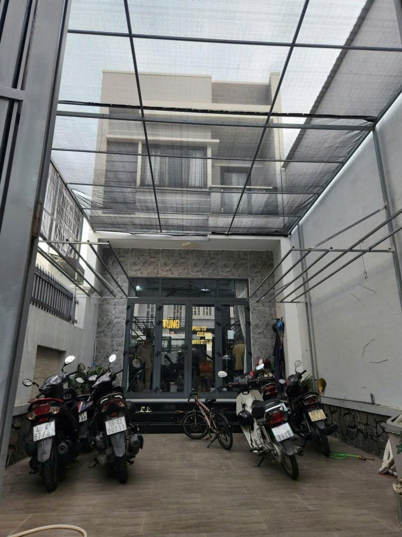 z6743648686749_133351b5c27b36ac9cda9ac9b5d3e478