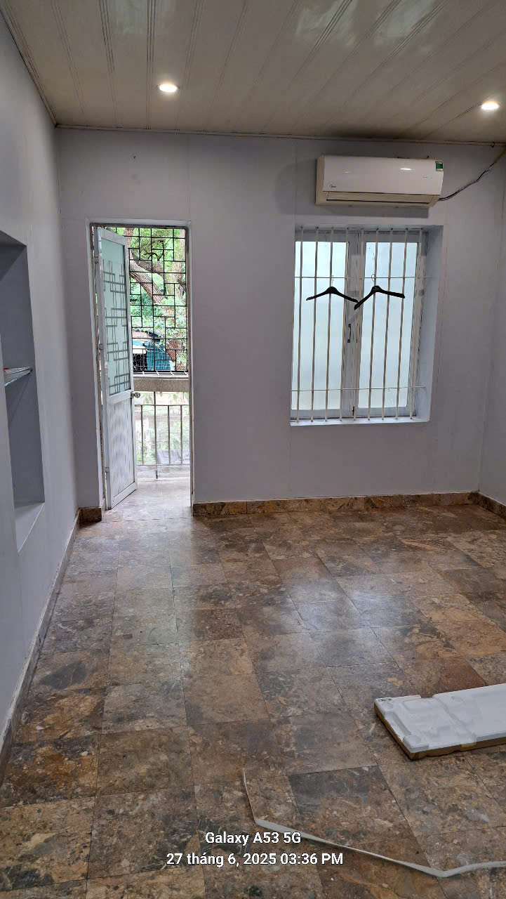 z6748891665591_9ad3f7af0a2a6c3e0404b78a62776a95