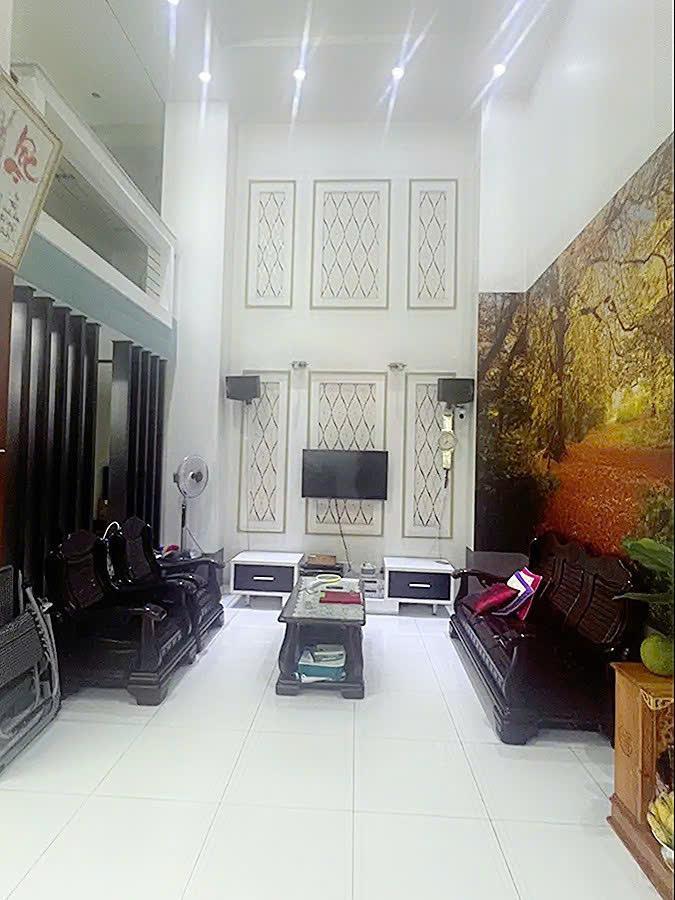 z6749012227764_914bc8a3177ea108b69bb05b13f7e0ba