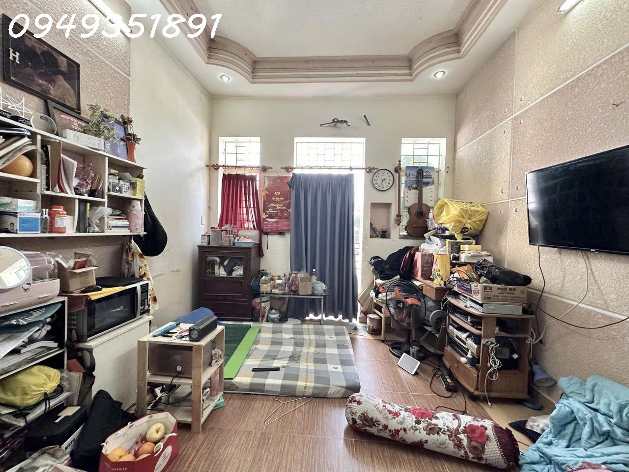 z6749397000863_79e7fc12f914164e92781d8a81a56772