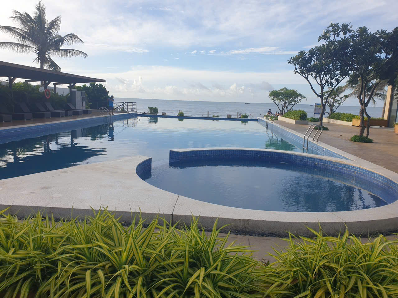 z6749766478013_0d973ede0b03f92fa1c50aa4e966626f