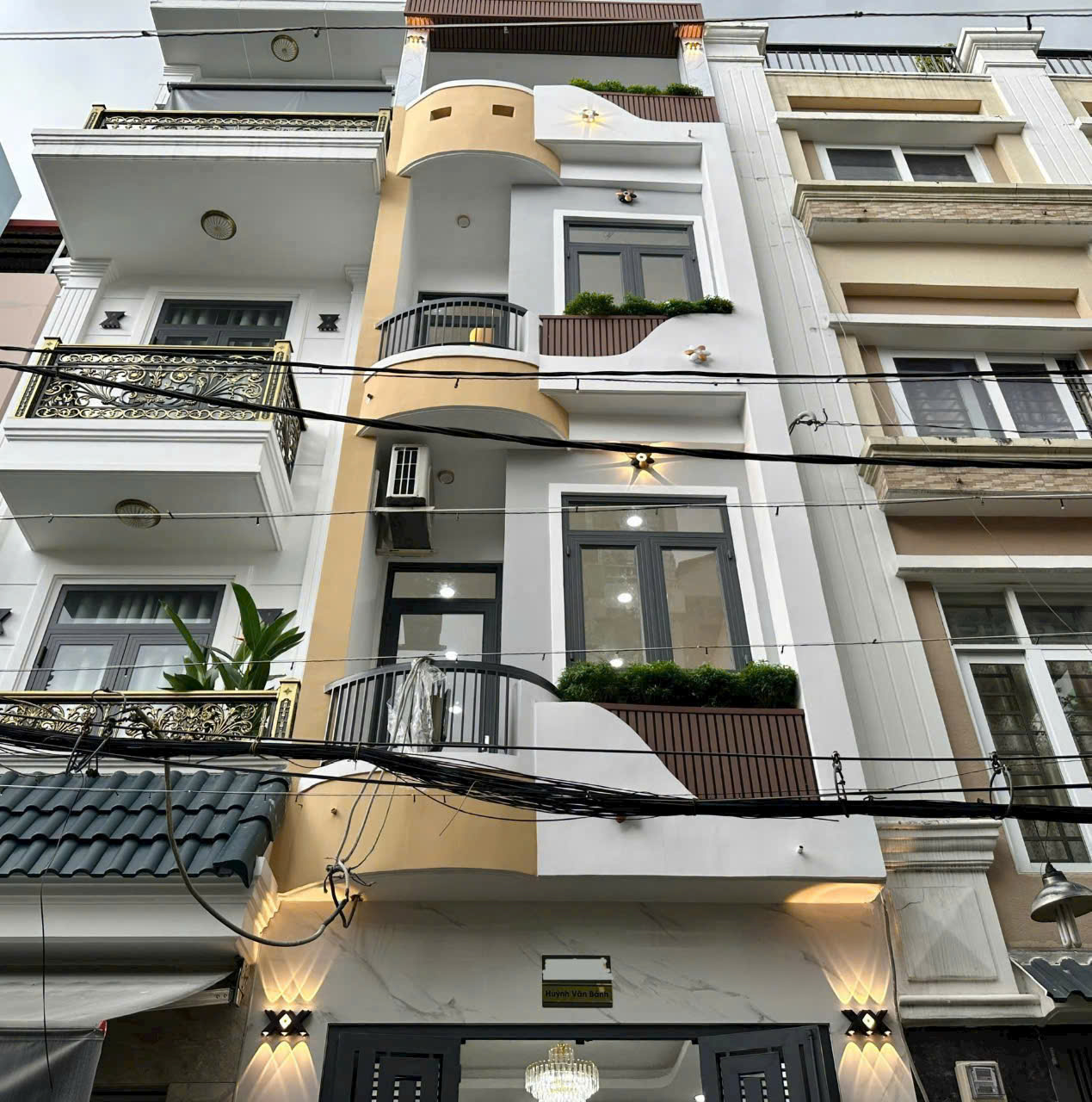 z6751619176153_1f174b0af2223db80a20f1234d3dfc60