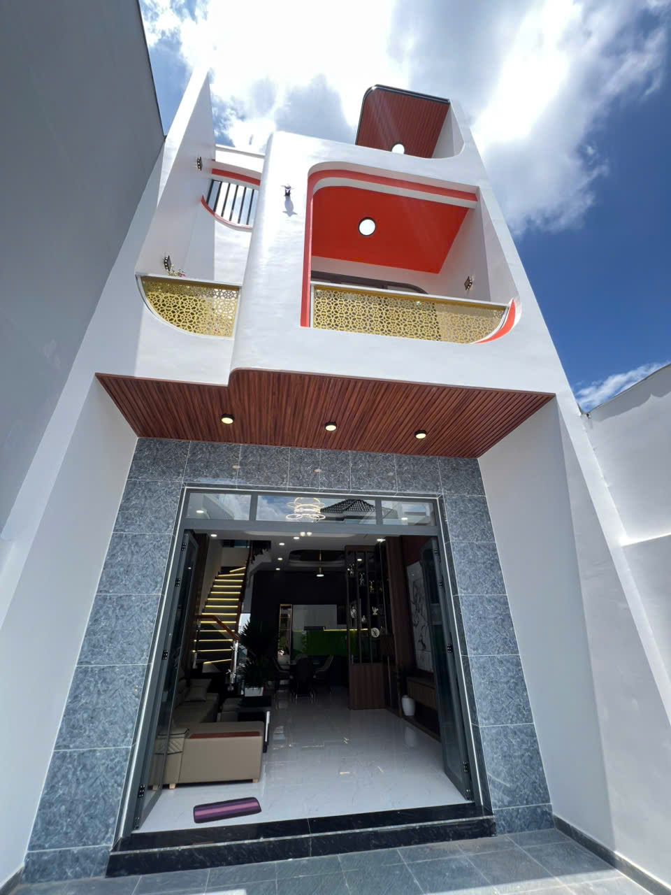 z6752812159597_c9ce0cbea472f28f0a2b0ae233a664bc