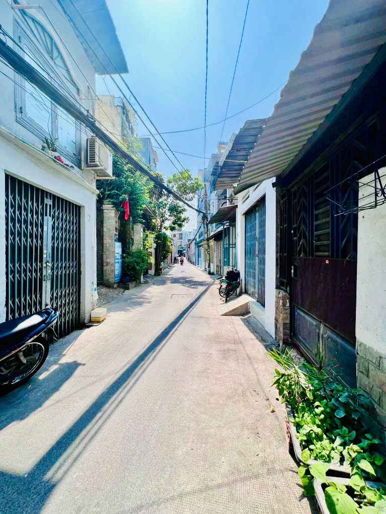 z6754800851484_0abc15dc8b293d72217c9331fdc221af