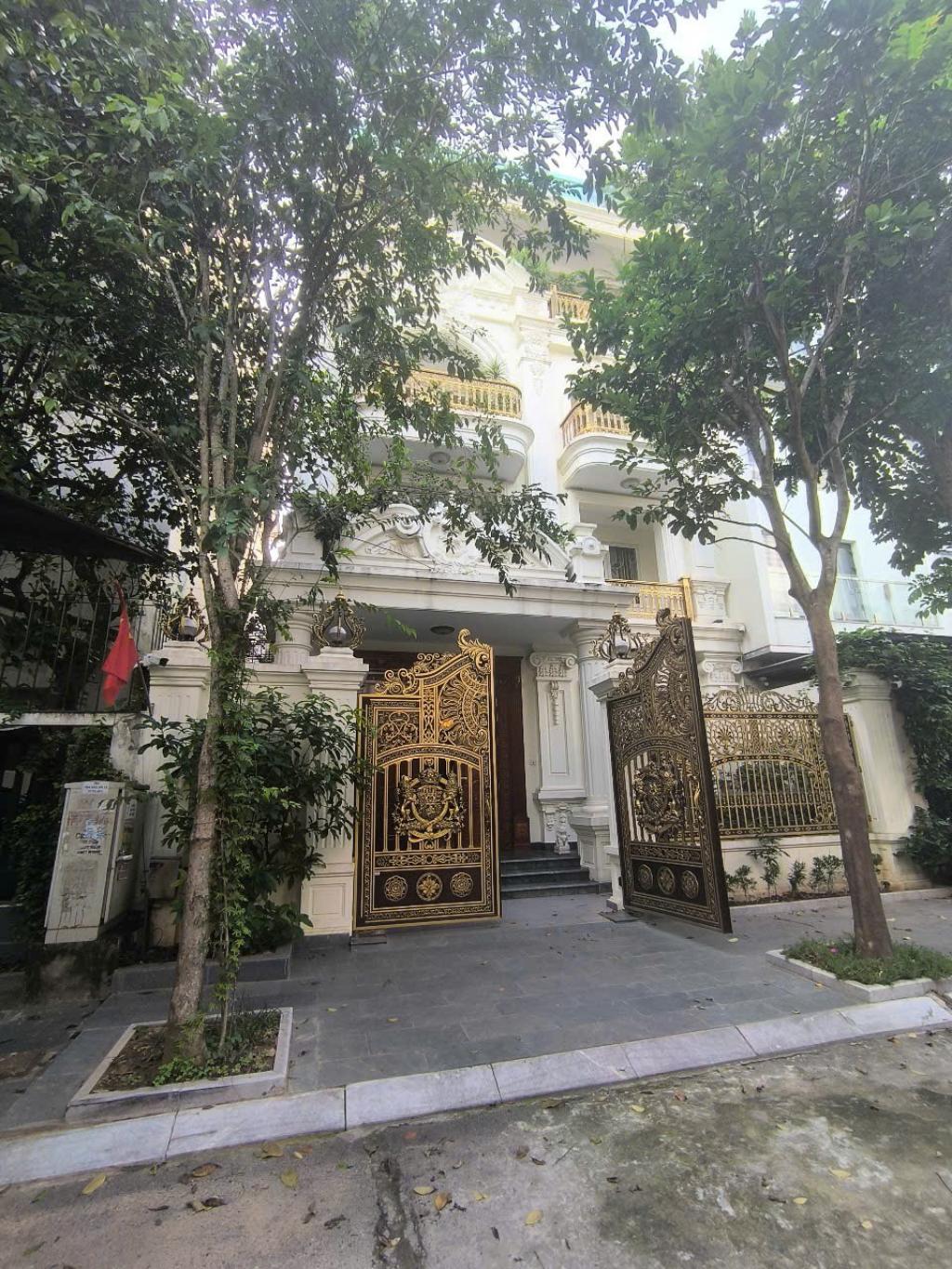 13mh-BED4A567-mbm9ztg9_72_23