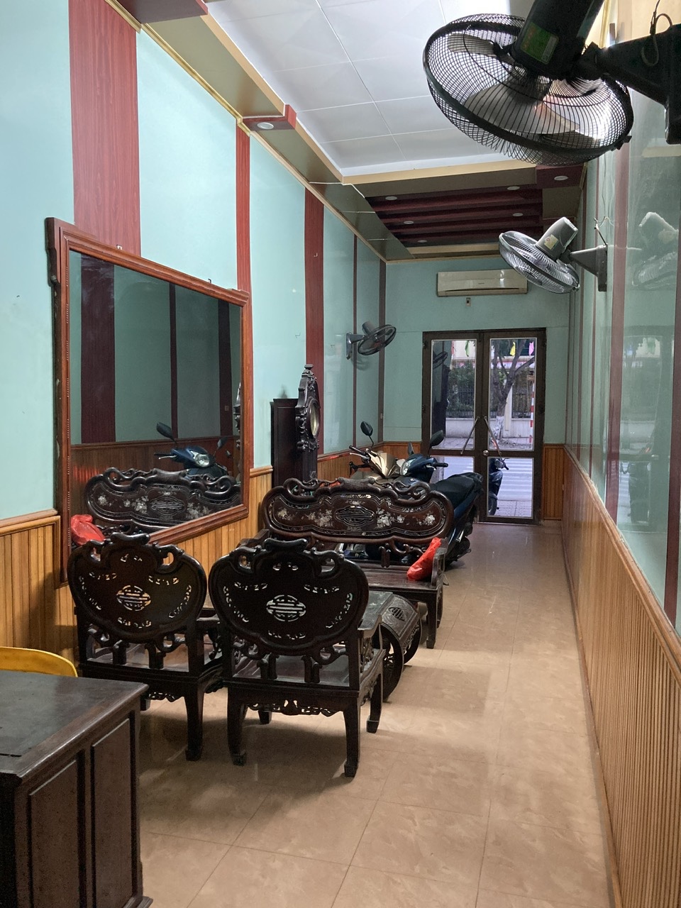 1998ca2812eba6b5fffa4