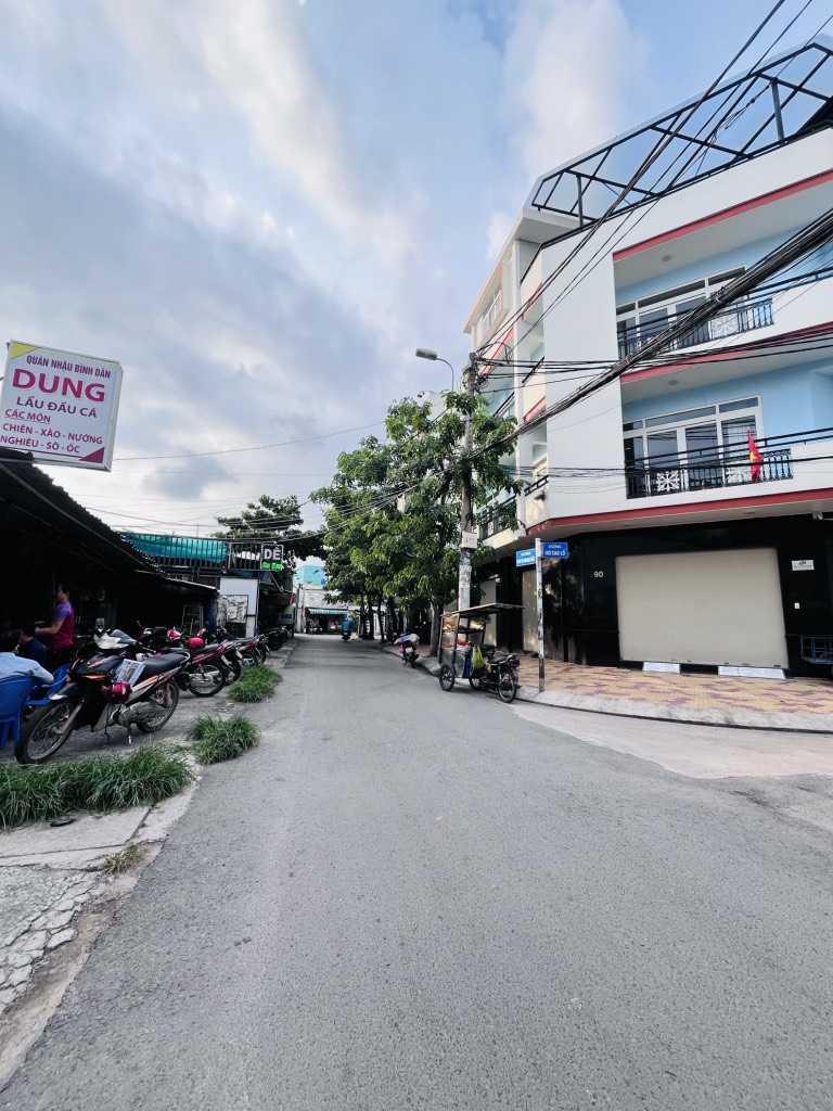 29y3-E4EB4C11-mc7ei7af_23_7