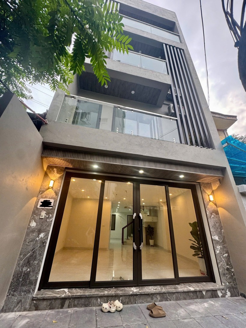 2co3-E7B7D506-mccaop2m_2_1