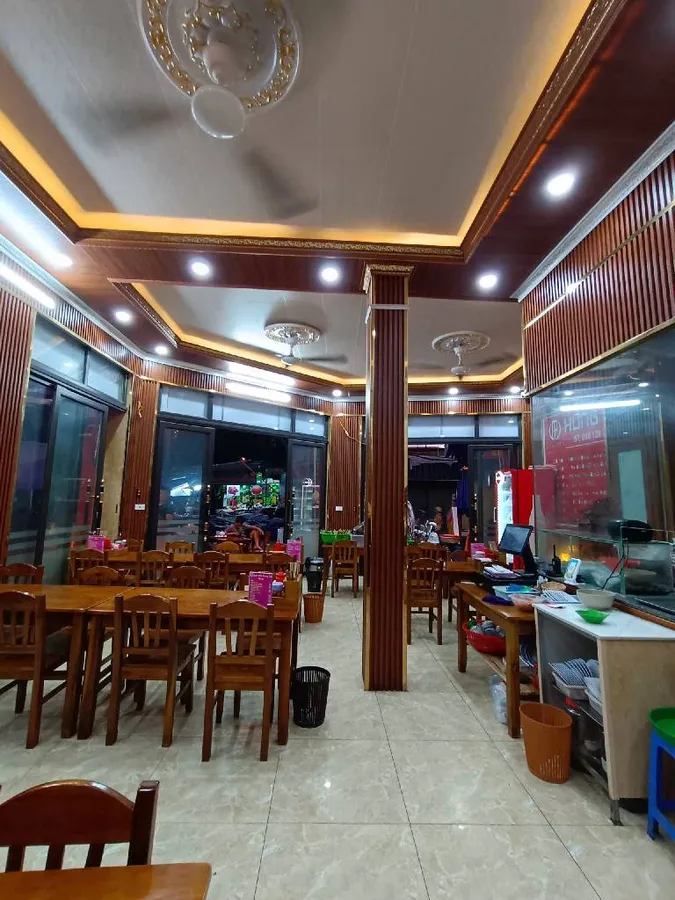 2d17a579-8da9-59c8-a6b2-560f2448492b