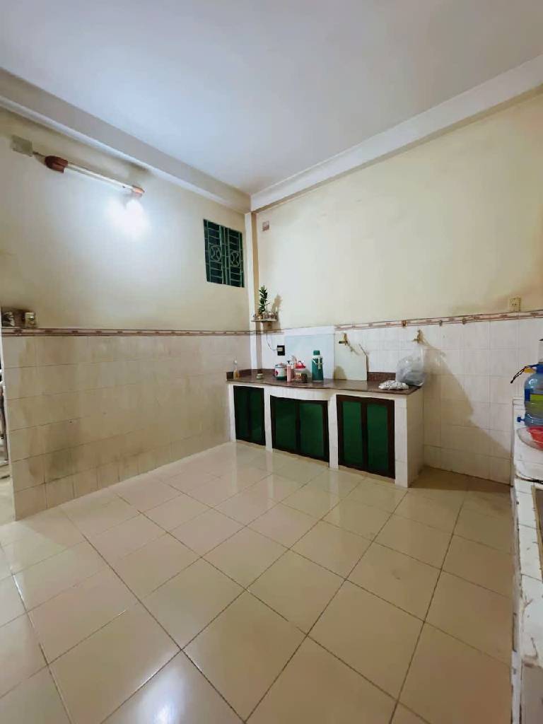 3bl8-BE659B33-mdiyv0ky_4_3