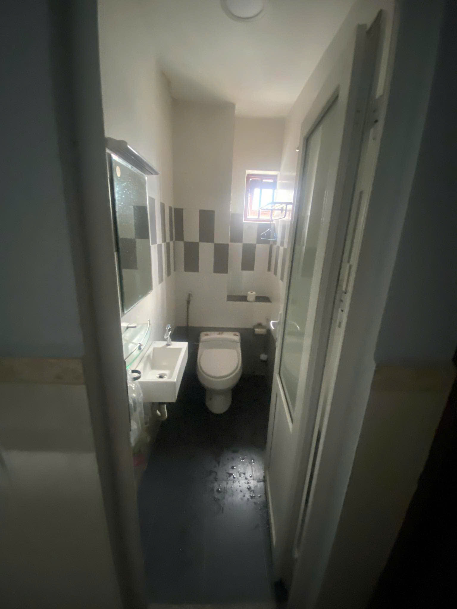 4d43057bac4a1a14435b3