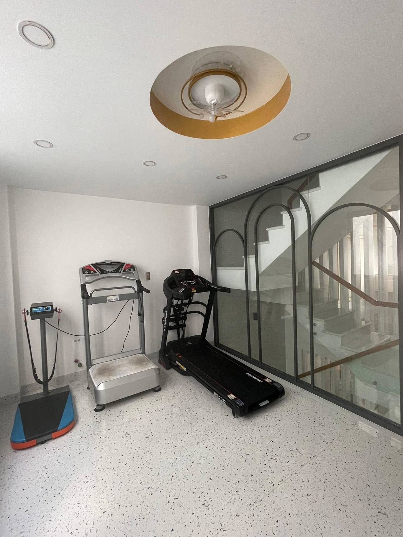 55f37ce8-3e0a-4c04-8787-779a12260040