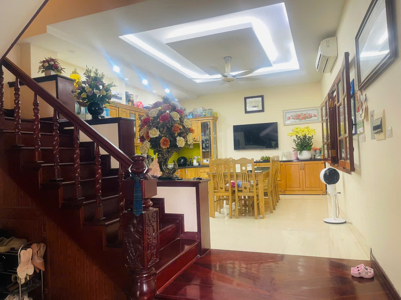 5e58229ba2e014be4df1