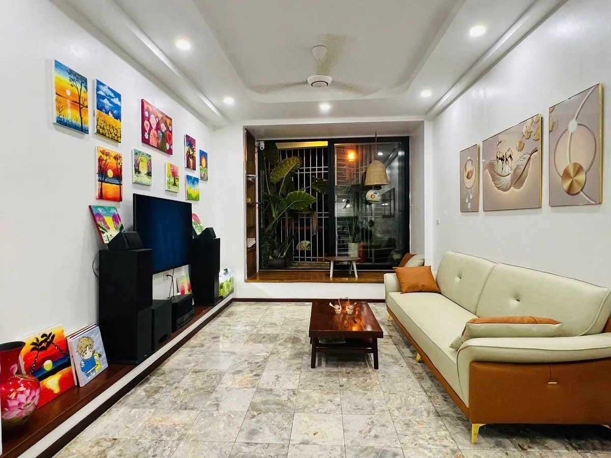 65b86d3b-0ef0-5738-89e2-595523454924