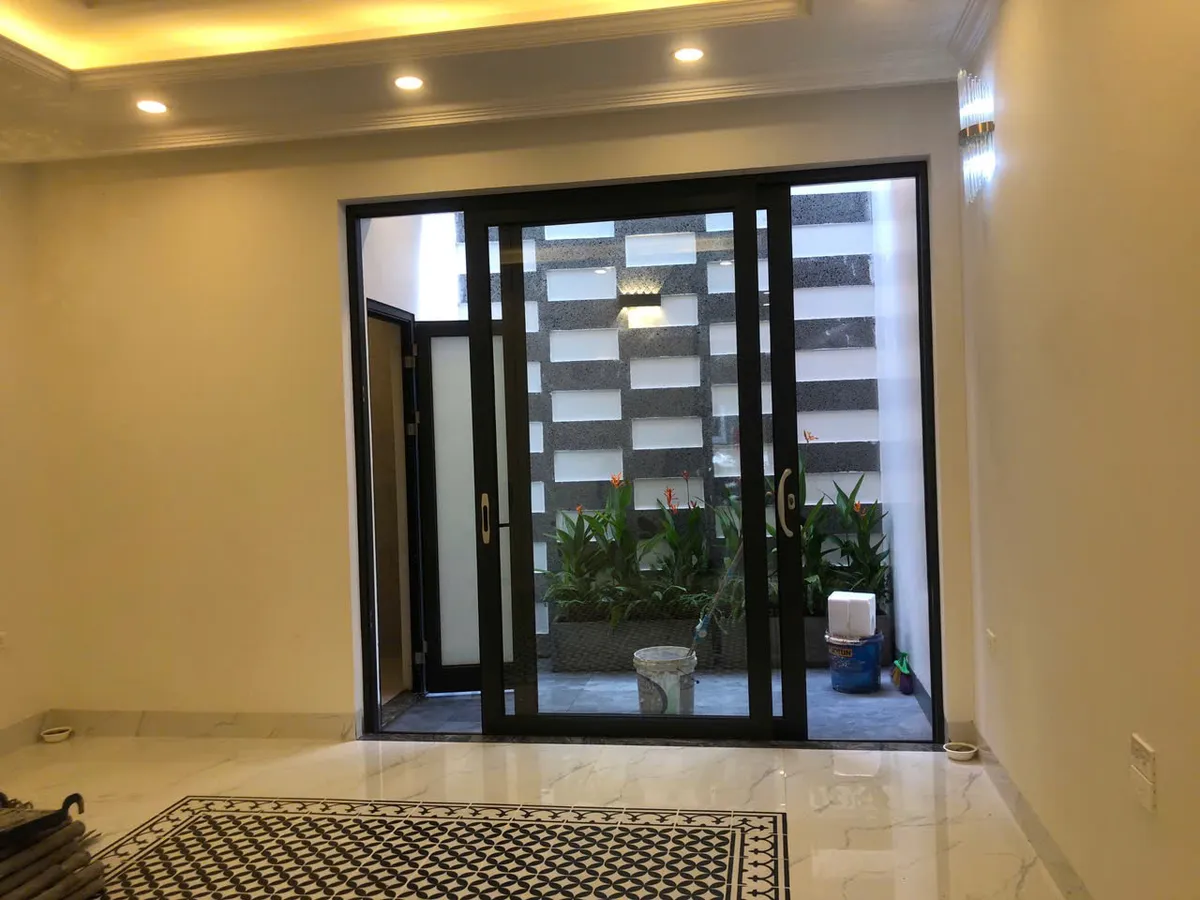 73c30923-d6e8-5082-8b2e-264c3db1cd7b (1)