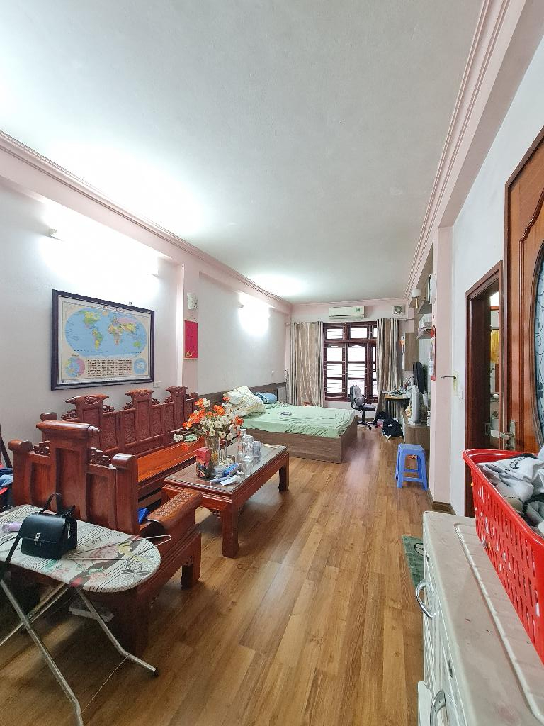 8rp-A128A9FB-lvmc6r0t_9_lvmc6r91