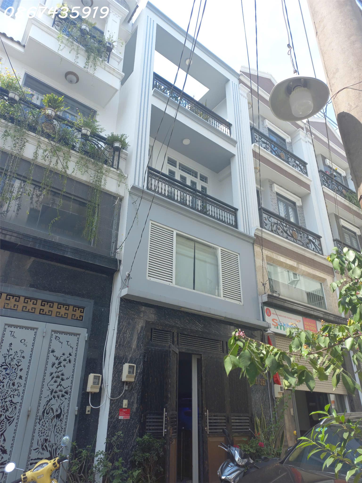 9d9b8698-f863-4b02-9545-57a1593fbd09