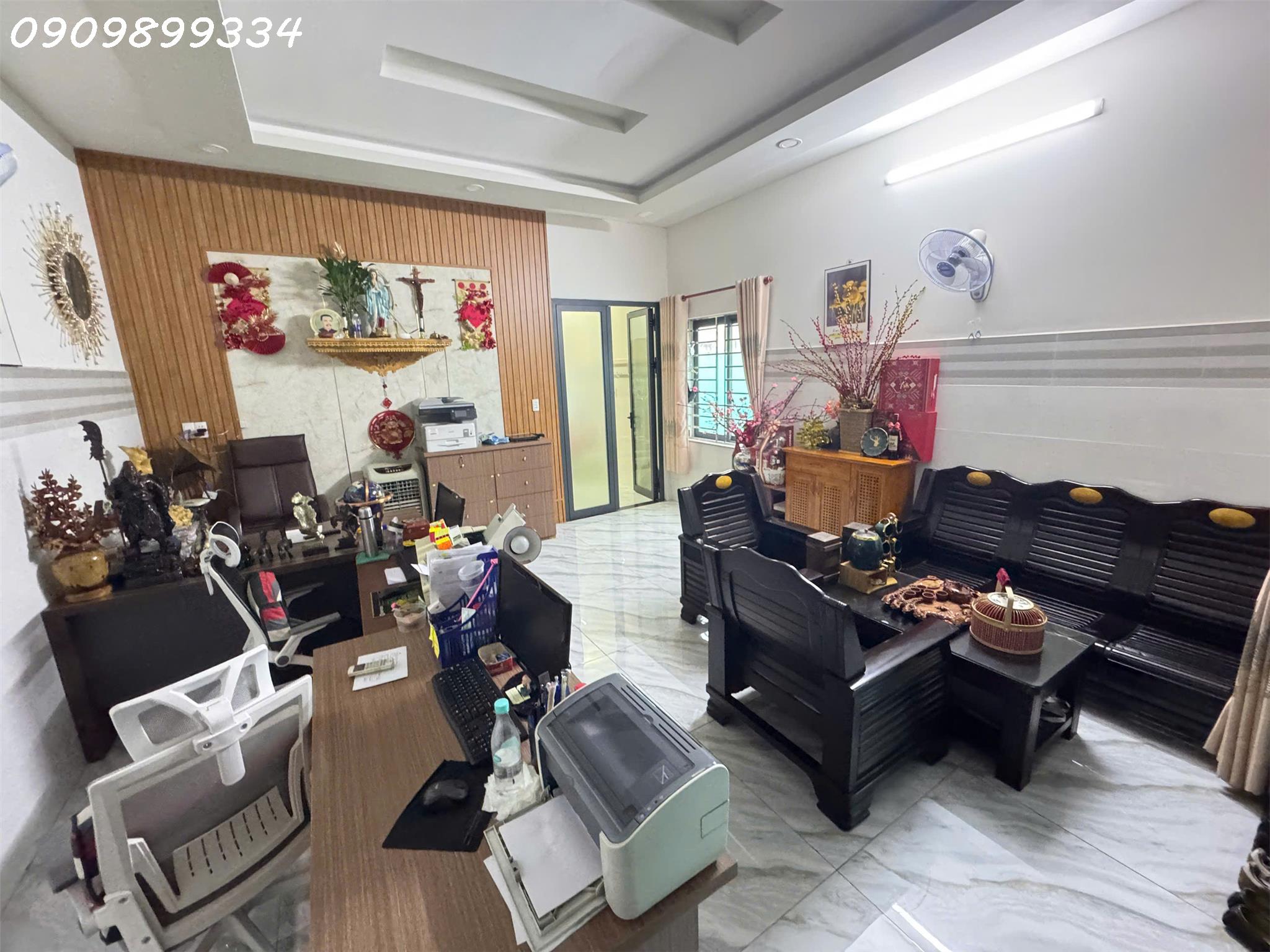 aa2ca9f6-fd1c-43a8-8205-0d4a18a4d57d