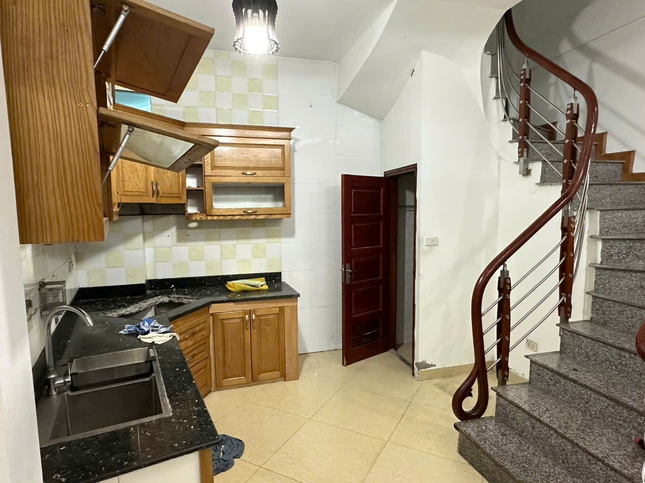 b569ad21e7a85bb86b8b6be5da85c7a3