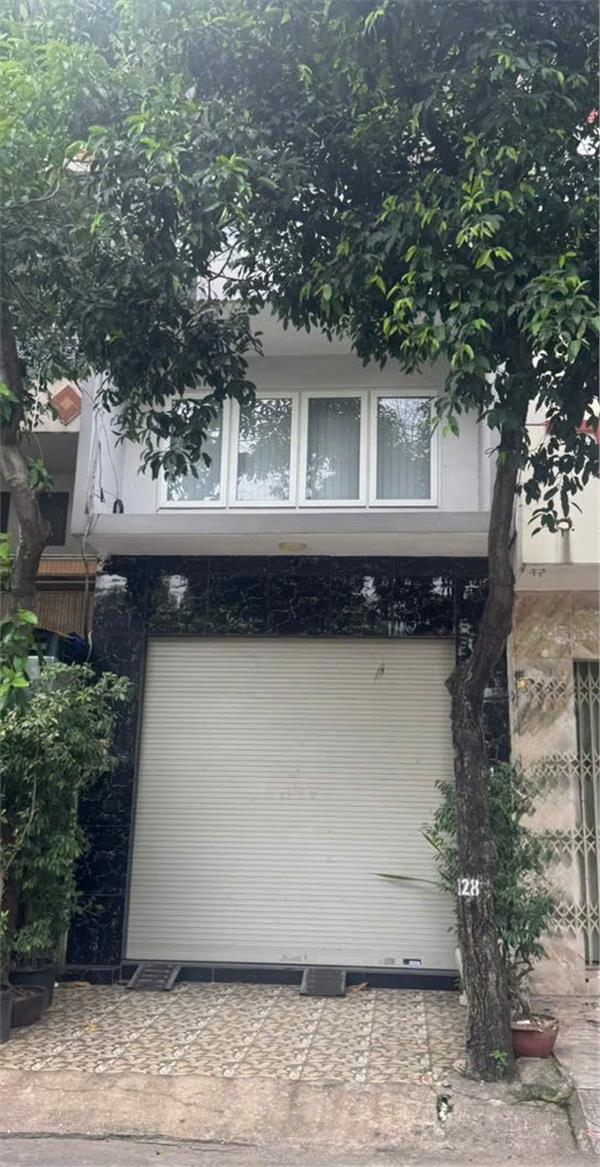 ban-nha-duong-cong-hoa-ban-nha-phuong-13-tan-binh-0707318818-1