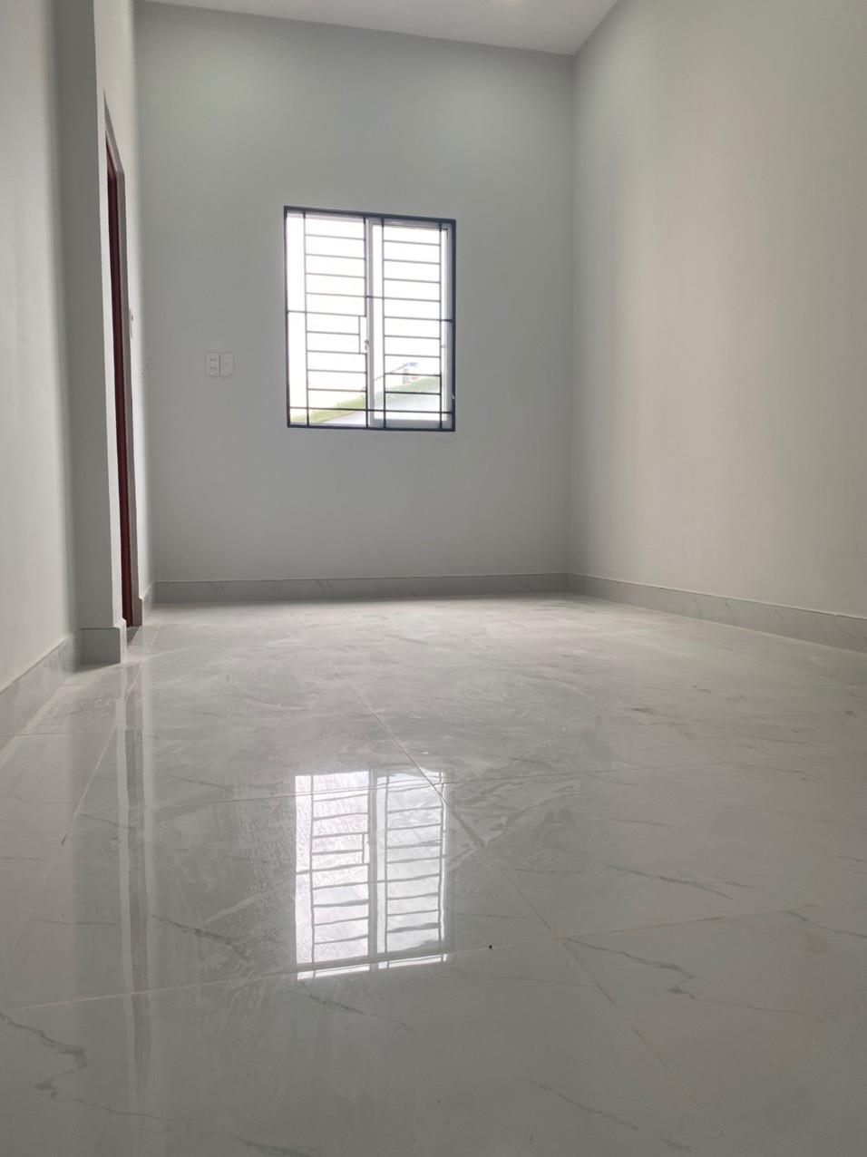 ban-nha-hem-202-pham-van-hai-ban-nha-phuong-5-tan-binh-0707318818-1