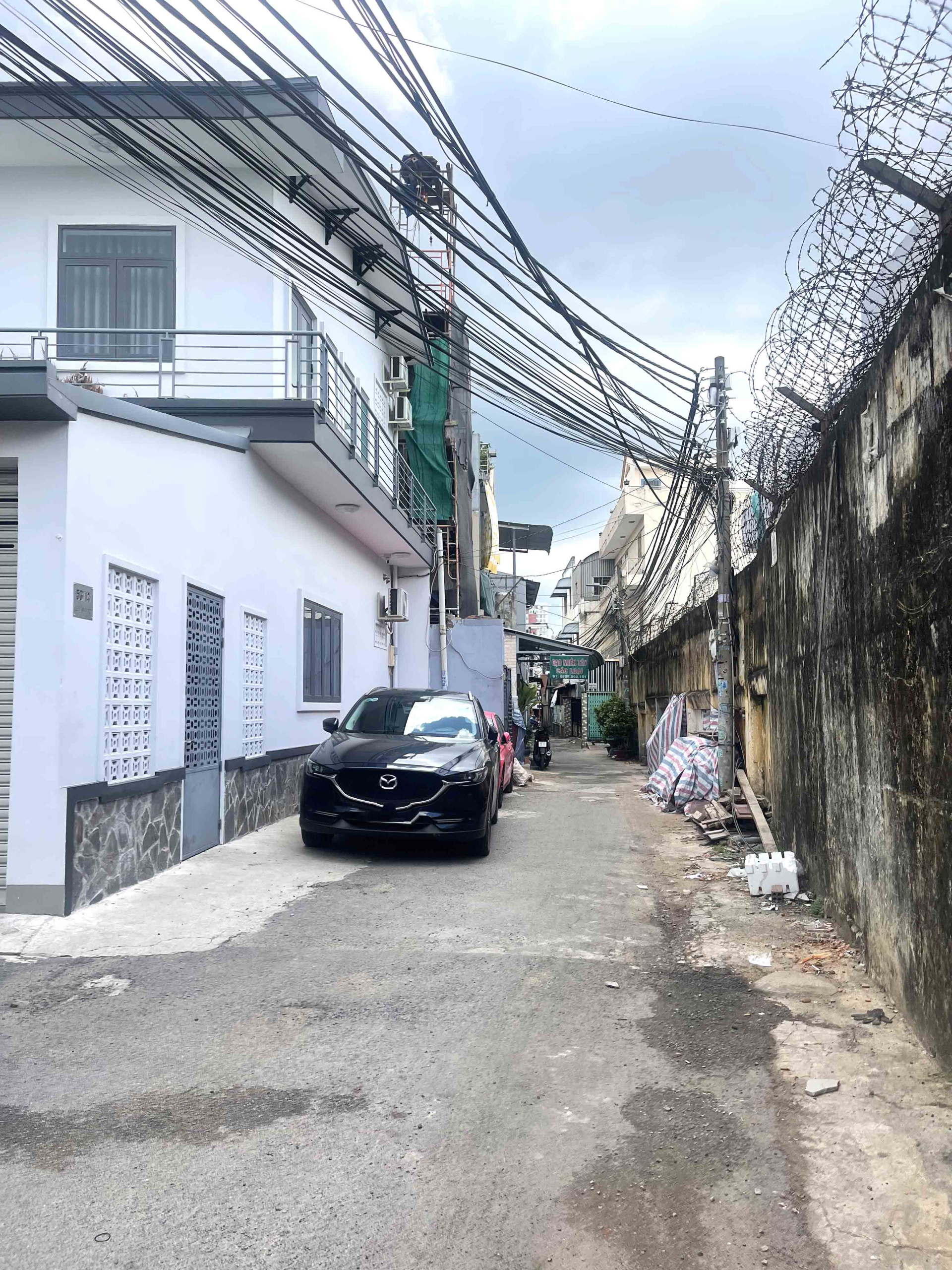 ban-nha-hem-xe-hoi-le-van-viet-hiep-phu-65-m2-nhinh-5-ty (6)