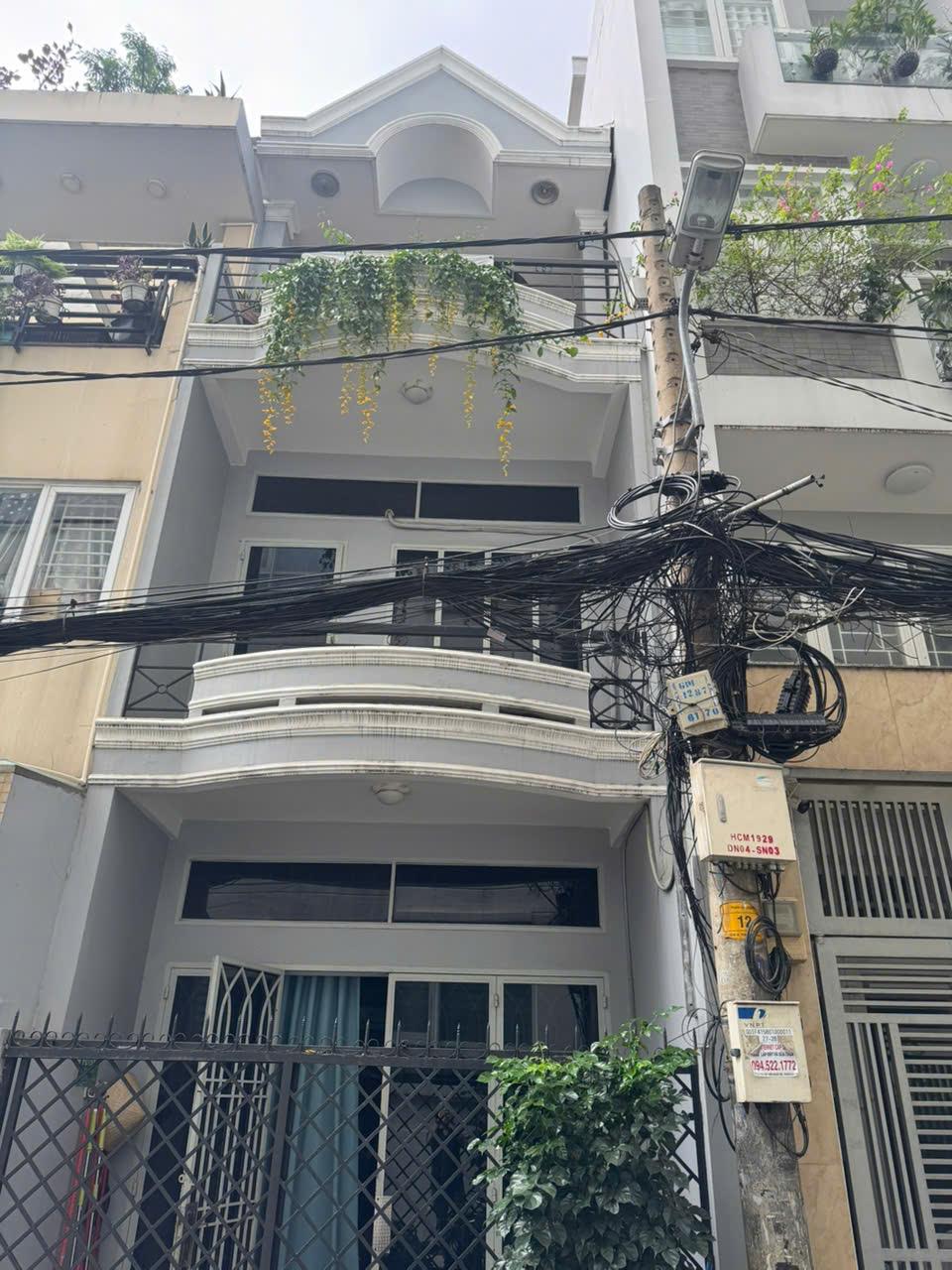 ban-nha-hxh-dong-den-ban-nha-phuong-10-tan-binh-0707318818-1