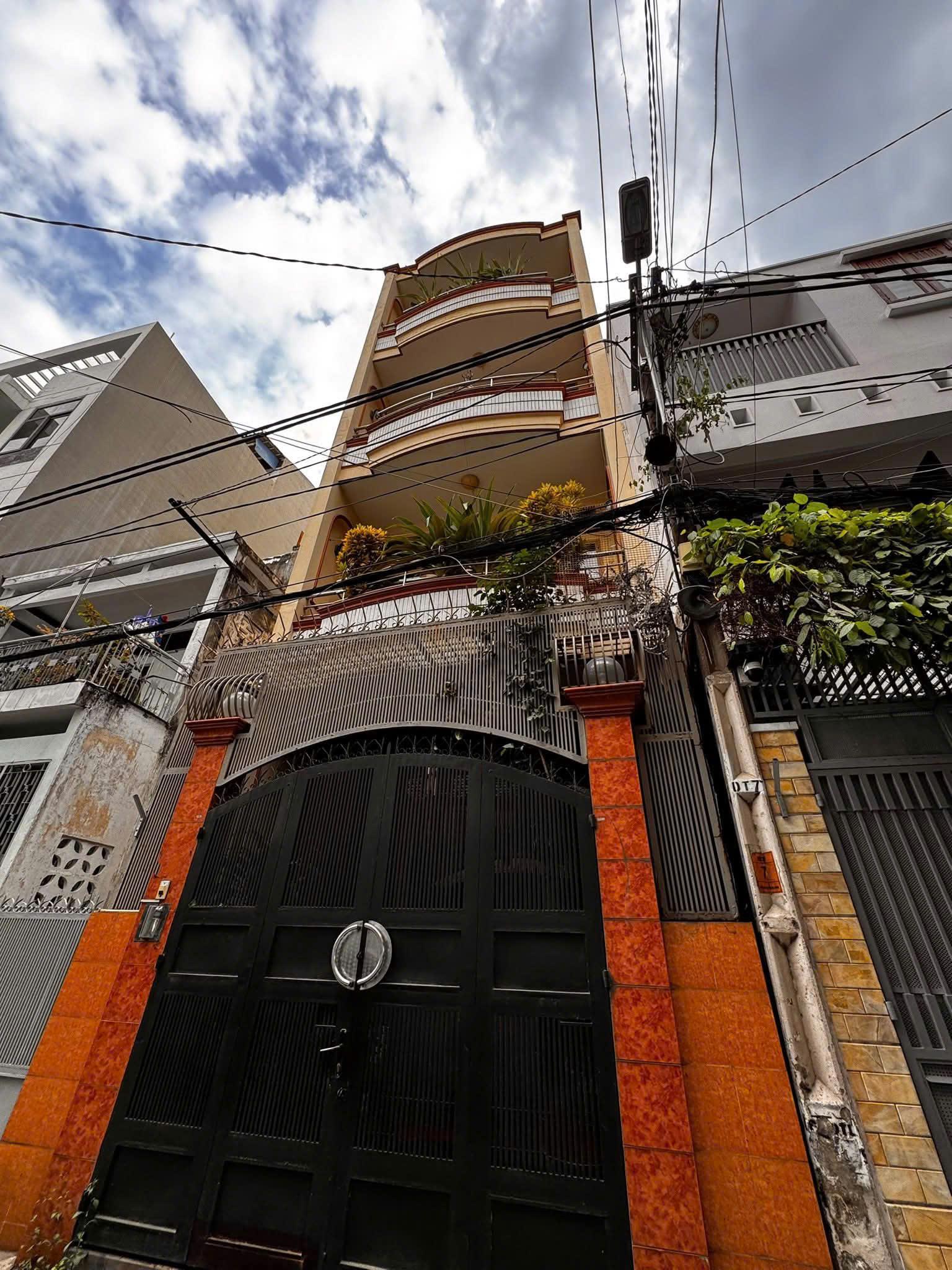 ban-nha-hxh-phan-sao-nam-ban-nha-phuong-11-tan-binh-0922196969-1