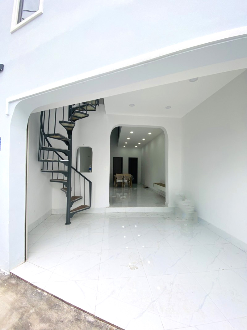 ban-nha-mat-tien-gan-cho-khiet-tam-binh-chieu-thu-duc-chi-hon-3-ty (1)